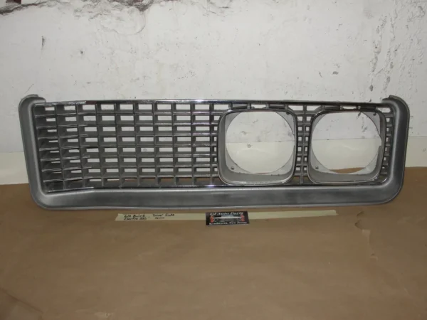 OEM 69 Buick Electra 225 4 Dr LEFT DRIVER SIDE FRONT GRILL HEADLIGHT BEZEL TRIM - Image 7