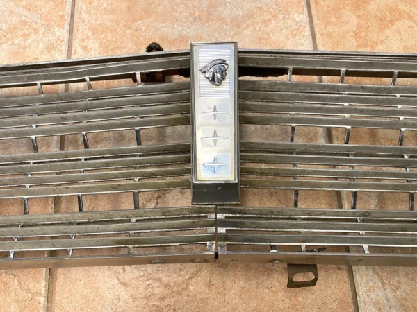 MERCURY COMET CALIENTE GRILL,1965,202,404,COUPE,CONVERTIBLE,ORIGINAL,BADGE,65 :) - Image 6